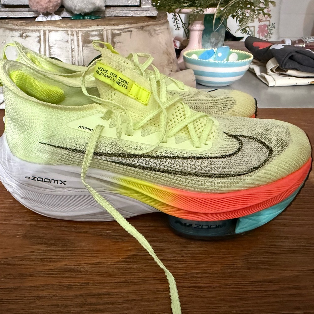 EUC Nike Zoom Alphafly Yellow/Volt Running Shoes Size 8